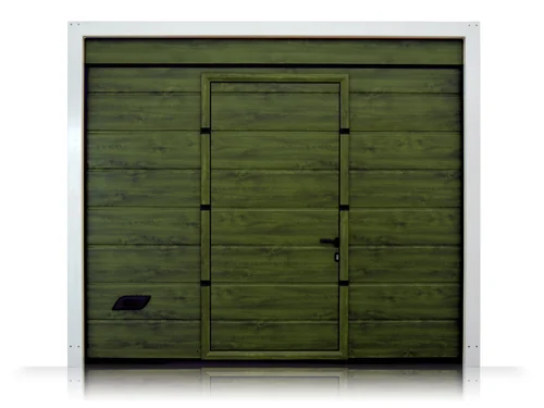 Portone sezionale residenziale in legno